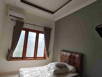 RUMAH COLOMADU DEKAT JL ADI SUCIPTO