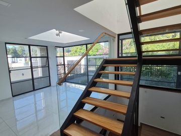 CASA EN RENTA - VALLE DE LOS CHILLOS