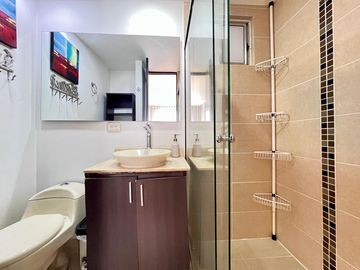 Amoblado HERMOSO Apartamento Ciudad del Rio