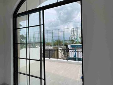 D jual murah sekali rumah nirwana pik 2