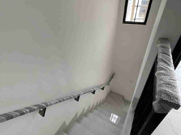 D jual murah sekali rumah nirwana pik 2