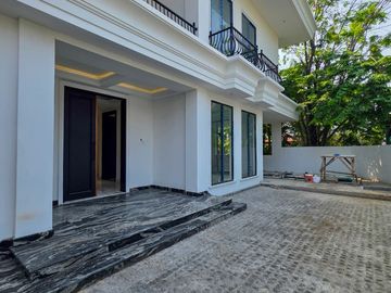 BRAND NEW AMERICAN CLASSIC LANTAI FULL MARMER, TAHAP FINISHING