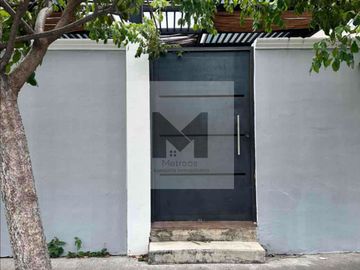 CASA EN RENTA EN LAS AMÉRICAS SOBRE AVENIDA