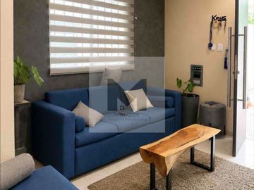 CASA EN RENTA EN LAS AMÉRICAS SOBRE AVENIDA