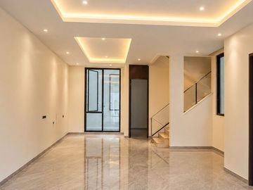 Rumah @Brand New 4 LT Komplek Elit Permata Buana, Kembangan, Jakarta Barat