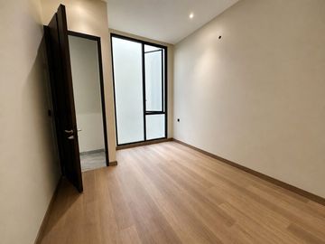 Rumah @Brand New 4 LT Komplek Elit Permata Buana, Kembangan, Jakarta Barat