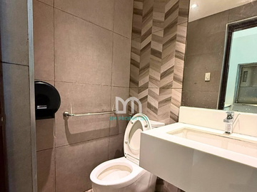 FOR RENT 3-Storey Commercial Unit in 68 Roces, Quezon City - OBRM56