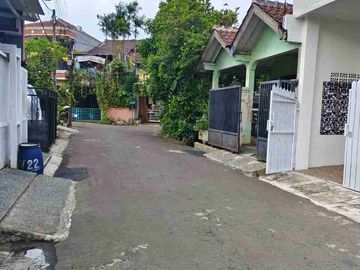 Rumah Apik di Duta Bintaro Kunciran Pinang