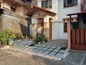 RUMAH KEREN DI JATIBENING ESTATE - CAMAN - KALIMALANG