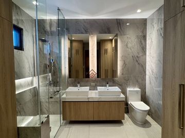FOR SALE: 5-Bedroom Brand New Modern House in BF Homes, Parañaque City - SH163