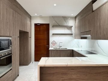 FOR SALE: 5-Bedroom Brand New Modern House in BF Homes, Parañaque City - SH163