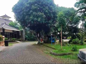 RUMAH MEGAH DI PERSADA KEMALA - JAKAPERMAI