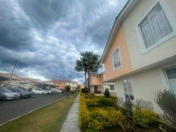 SE VENDE CASA CONJUNTO CERRADO ANTIGUA REAL
