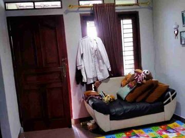 DIJUAL – Rumah Full Granit & Pintu Jati Dekat Stasiun Citayam 🏠✨