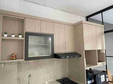Rumah Induk dan 3 Villa Mewah Modern Full Furnished