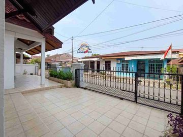 JUAL CEPAT RUMAH MURAH 2 LANTAI DIJANTUNG KOTA DEKAT KE POLDA dan RS. PMC