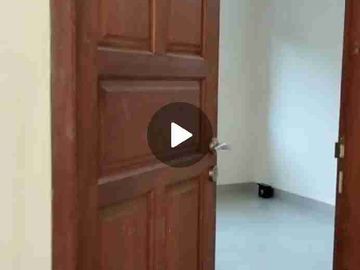 Rumah 1,5 lantai  cocok untuk kantor dan tempat tinggal di Pasteur dengan kamar tidur 3 juga ada AC di kamar tidur atas