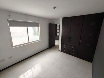 SE VENDE CASA EN CONDOMINIO ALTOS DE TULCAN CONJUNTO UBICADO SECTOR UNICAUCA, CLINICAS YUNIVERSIDADES