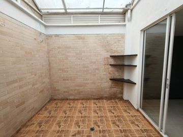 SE VENDE CASA EN CONDOMINIO ALTOS DE TULCAN CONJUNTO UBICADO SECTOR UNICAUCA, CLINICAS YUNIVERSIDADES