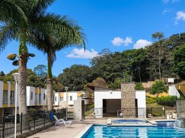 SE VENDE CASA EN CONDOMINIO ALTOS DE TULCAN CONJUNTO UBICADO SECTOR UNICAUCA, CLINICAS YUNIVERSIDADES