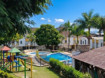 SE VENDE CASA EN CONDOMINIO ALTOS DE TULCAN CONJUNTO UBICADO SECTOR UNICAUCA, CLINICAS YUNIVERSIDADES