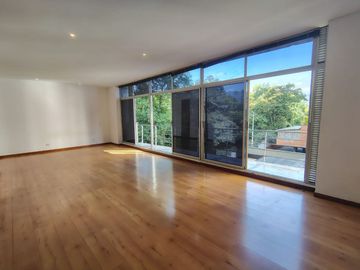 Apartamento en Arriendo en Santa Maria De Los Angeles,Poblado Medellin Antioquia