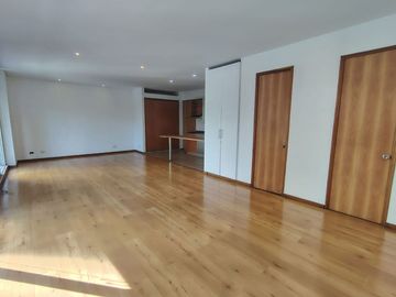 Apartamento en Arriendo en Santa Maria De Los Angeles,Poblado Medellin Antioquia