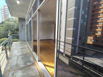 Apartamento en Arriendo en Santa Maria De Los Angeles,Poblado Medellin Antioquia