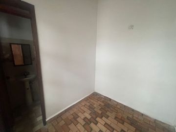 SE VENDE CASA UBICADA SECTOR HISTORICO DE POPAYAN IDEAL PARA EMPRESA , NEGOCIOS U OFICINAS EXCELENTE UBICACION