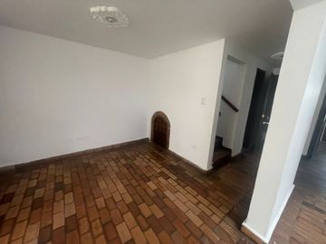SE VENDE CASA UBICADA SECTOR HISTORICO DE POPAYAN IDEAL PARA EMPRESA , NEGOCIOS U OFICINAS EXCELENTE UBICACION