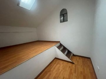 SE VENDE CASA UBICADA SECTOR HISTORICO DE POPAYAN IDEAL PARA EMPRESA , NEGOCIOS U OFICINAS EXCELENTE UBICACION