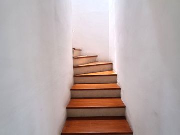 CASA EN VENTA EN RESIDENCIAL DEL PARQUE EL MARQUES QUERETARO A MINUTOS DE HEB 3 RECAMARAS SALA DE TV  Y VIGILANCIA