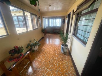 SE VENDE CASA BARRIO CIUDAD JARDIN UBICADO EN UNO DE LOS SECTORES MAS ATRACTIVOS DE POPAYAN , RODEADOS DE VIAS PRINCIPALES, UNIVERSIDADES Y CLINICAS