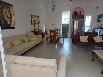 Casa de 3 Recámaras en Burgos Corinto, Amenidades de Club
