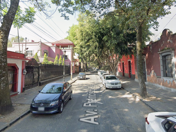 HERMOSA CASA EN Av. Francisco Sosa, Santa Catarina, Coyoacán, 04100 Ciudad de México, CDMX. No créditos