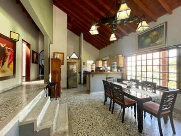 Venta Casa Campestre En Envigado - Independiente