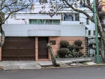BONITA CASA EN VENTA GRAN OPORTUNIDAD EN COYOACAN