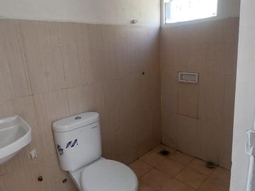 Di Jual Cepat dan Murah, Rumah di Serpong Lagoon, Cluster Pelican, Tangerang Selatan - Banten