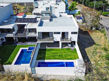 Casa en venta en Burgos Residencial Corinto, Cuernavaca, con amenidades de club, precio especial
