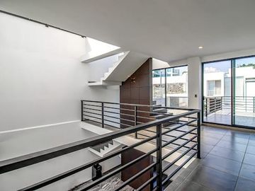 Casa en venta en Burgos Residencial Corinto, Cuernavaca, con amenidades de club, precio especial
