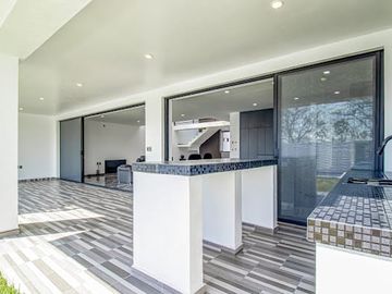 Casa en venta en Burgos Residencial Corinto, Cuernavaca, con amenidades de club, precio especial