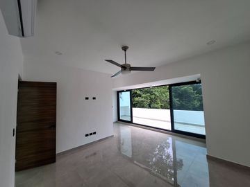 SE VENDE ESPLENDIDA RESIDENCIA LAGOS DEL SOL 4 REC, CTO SERV C/B, AREA TV, ALBERCA, CASA CLUB