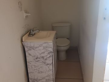 CASA EN VENTA EN PASEOS TULTEPEC / DOS RECAMARAS