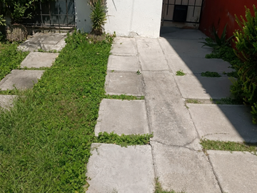 CASA EN VENTA EN PASEOS TULTEPEC / DOS RECAMARAS