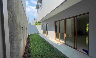 Rumah Premium di Legenda Wisata Cibubur