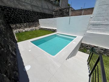Casa en venta en Fracc. Las Brisas, Temixco, con alberca y jardín, gran oportunidad