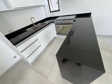 Casa en venta en Fracc. Las Brisas, Temixco, con alberca y jardín, gran oportunidad