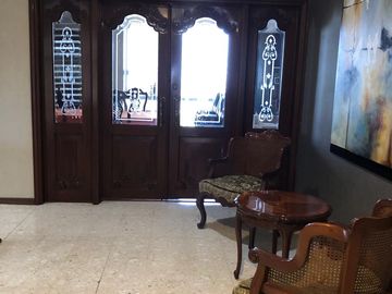 VENTA Casa Para Remodelar en Col. Vista Hermosa, Mty, N. L.