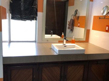 VENTA Casa Para Remodelar en Col. Vista Hermosa, Mty, N. L.