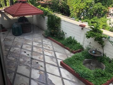 VENTA Casa Para Remodelar en Col. Vista Hermosa, Mty, N. L.